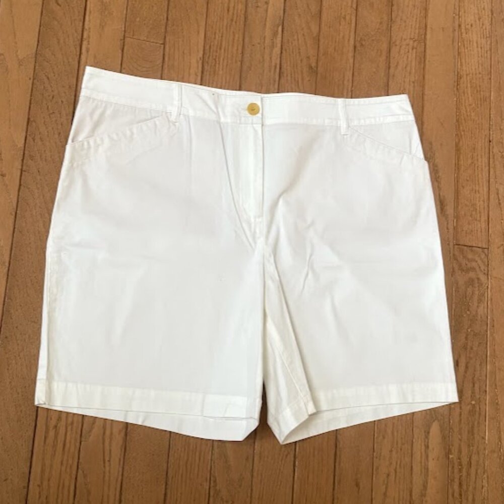 Talbots Summer Weight 7" inseam White Shorts SZ 16  NWT